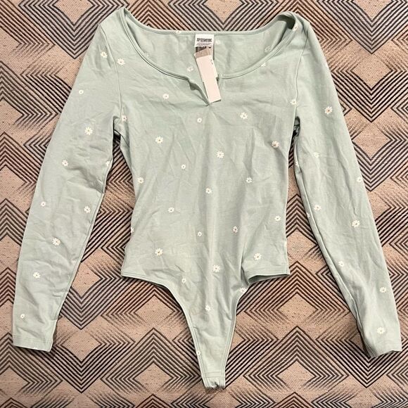 Pink VS Floral Print Bodysuit Top - Picture 1 of 3